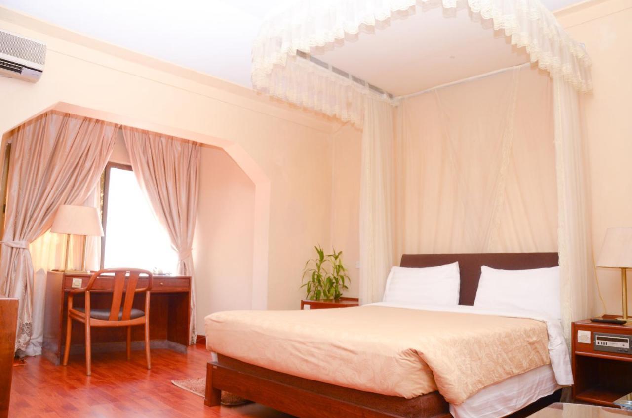 קמפאלה Fang Fang Hotel מראה חיצוני תמונה