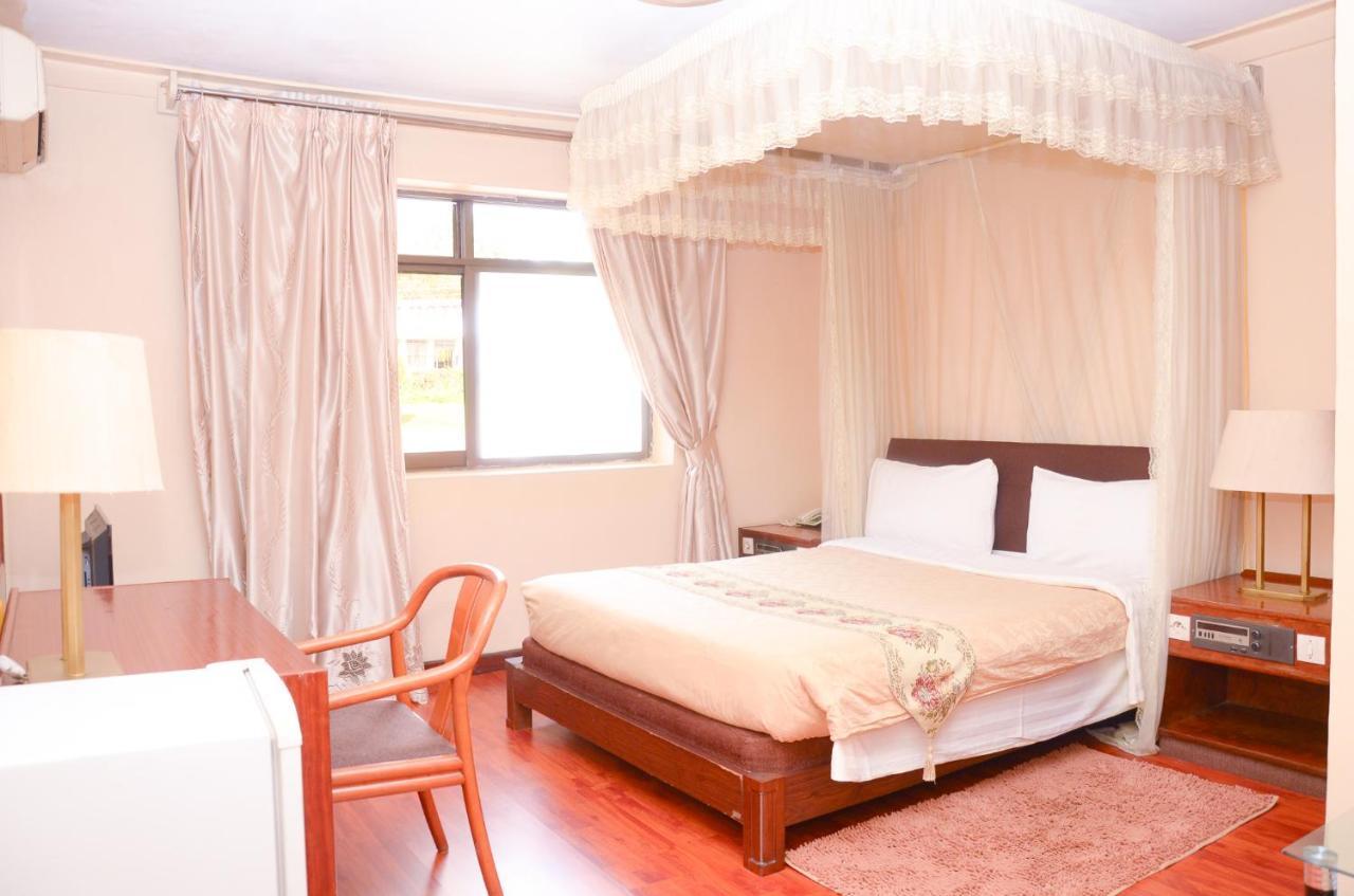 קמפאלה Fang Fang Hotel מראה חיצוני תמונה